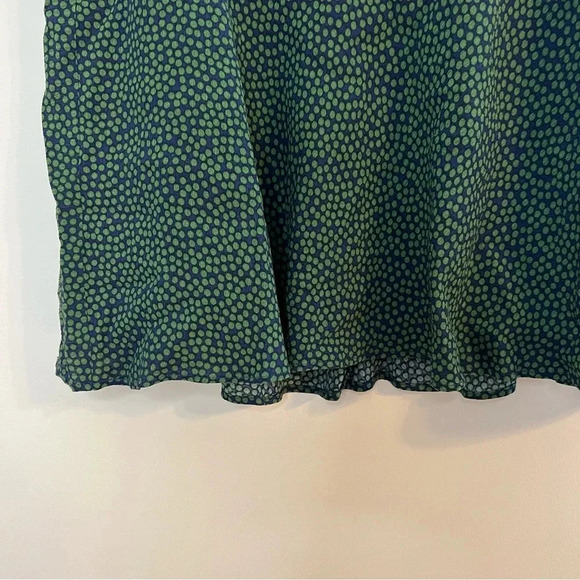 NWT BODEN Virginia Green and Navy Cluster Spot Skirt Size 4 - Picture 4 of 8